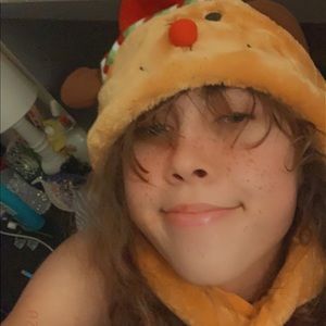 Meet your Posher, Lee